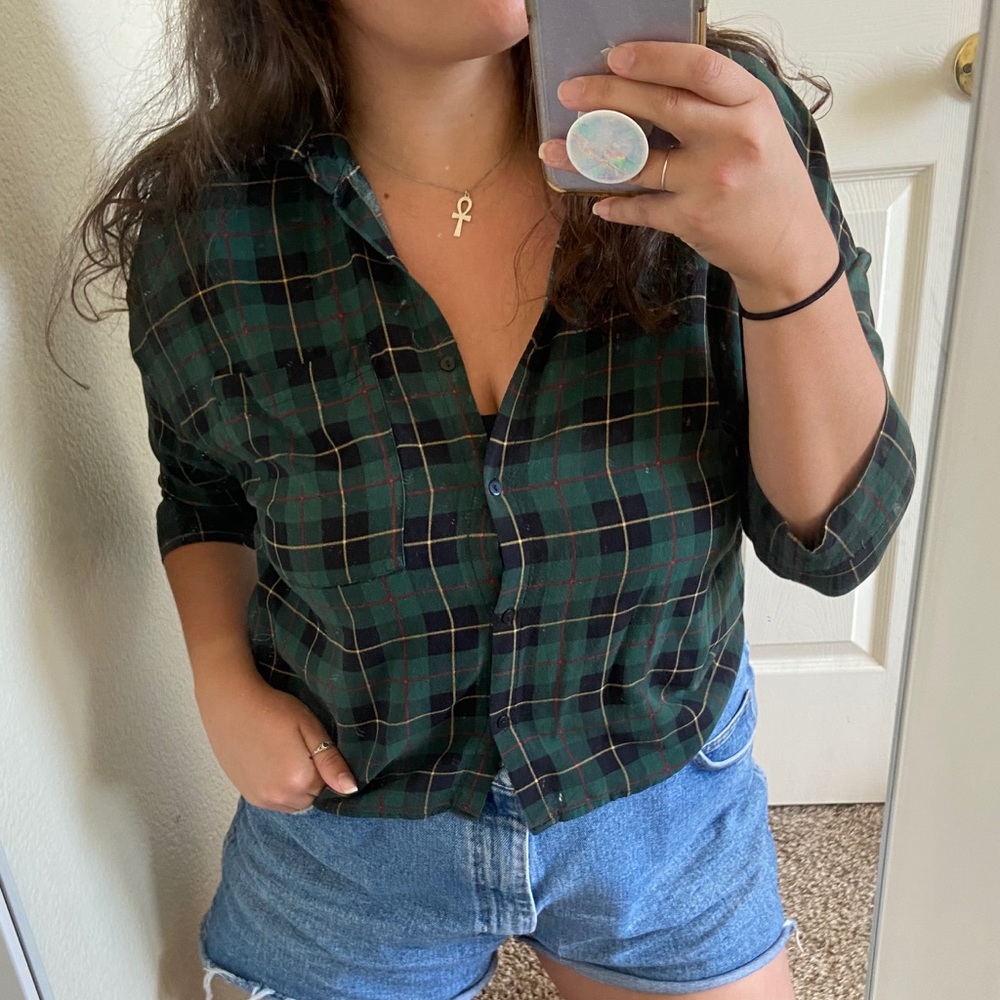 🌟SOFT CROPPED FLANNEL🌟